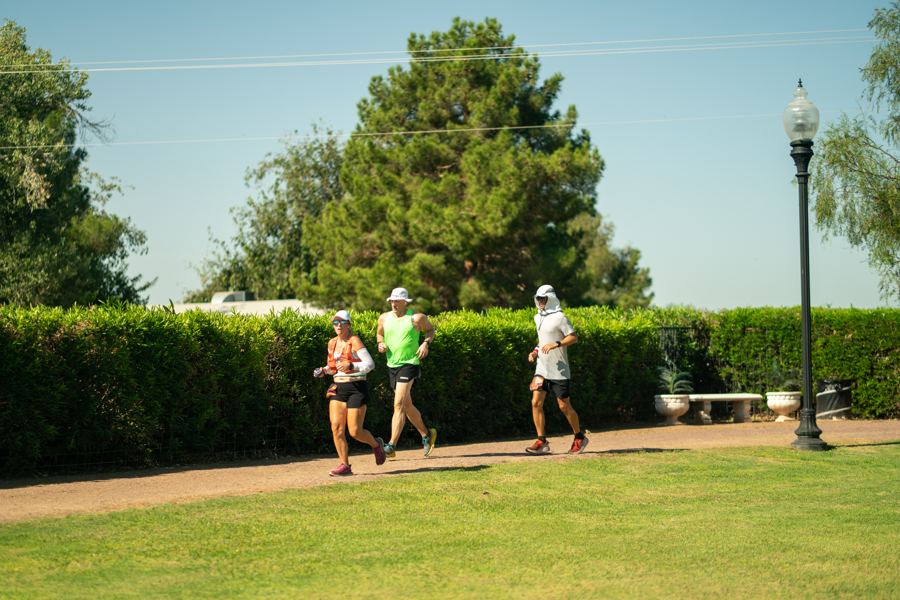 Runners on the lawn loop